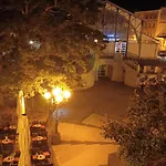 Piazza Delle Erbe Apartment