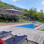 Villa Kozljak, For 10 People, Pool