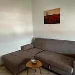 Three Lions Apartment Number 2