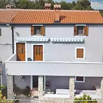Apartment Dunja With Panoramic View