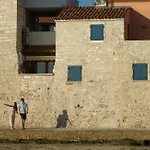 Beautiful Villa Piccolo Paradiso In Novigrad