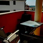 Awesome Apartment In Liznjan