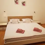 Ferienwohnung Fuer 4 Personen In Buici, Istrien