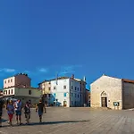 Cozy Apartment In Fazana With Wifi