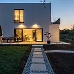 Villa Kona