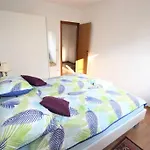 Cozzy App In Porec