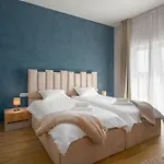 Vila Paris