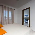 Wohnung In Pjescana Mit Gemeinschaftlichem Pool