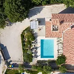 Villa Gracia Patricia