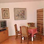 Apartments Kestenovi Dvori