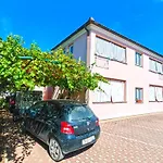 Apartments 1282