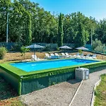 Holiday House With A Swimming Pool Medulin - 21049