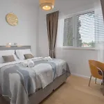 Valdora Luxury Villa With Pool