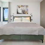 Luxury Villa Sabina With A View Of Pula