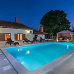 Villa Emanuel