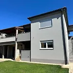 Apartment Krizman In A Great Location