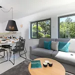 Apartments Kanat With Beautiful Sea View