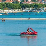Family Apartment Near The Sandy Beach