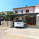 Apartments Miro 1184