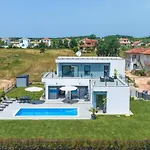 Villa Luna Fiorini By Seeadria