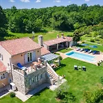 Villa Lipa