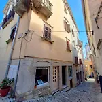Premium Apartment Ca' San Marco In A Historic Town
