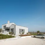 Villa Infinity