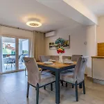 Stunning Home In Vinkuran With Wifi