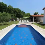 House And Apartments In Labin 8758