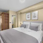 Quercus Village Apartments With Private Pool