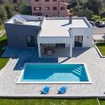 Villa Mateo 2