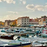 Studios Notte Sul Porto