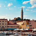Studios Notte Sul Porto