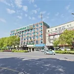 Greentree Alliance Jiangsu Yangzhou Hnajiang Middle Road Libao Square Hotel