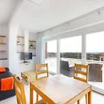 Perlina - Apartment With A Sea View