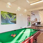 Villa Diora