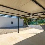 Beautiful Villa Rhapsody With Pool In Buzet