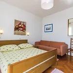 Apartment Dari