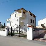 Apartments Med