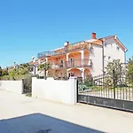 Apartments Jana:
