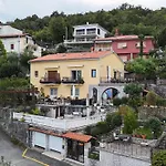 House Vali