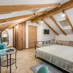 Amazing Home In Umag With Sauna