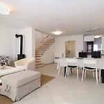 Ferienhaus Fuer 6 Personen Ca 100 Qm In Pula-Fondole, Istrien Istrische Riviera