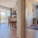 Strandnahes Apartment Mit Meerblick, Mediterranem Garten, Liegen, Waschmaschine