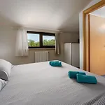 Traumhaftes Apartment Nur 100 Meter Zum Strand Mit Jacuzzi, Meerblick, Salzwasserpool