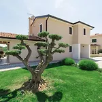 Moderne Villa Mit Privatpool, Meerblick, Babybett, Bbq, Klimatisierte Schlafzimmer - Perfekt Zum Biken