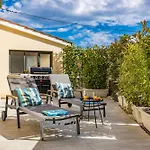Casa Dika Pool & Lounge - Happy Rentals