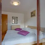 Apartments Folo