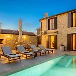 Villa Emilia-Antonia By Istrialux