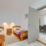 Apartment Doris